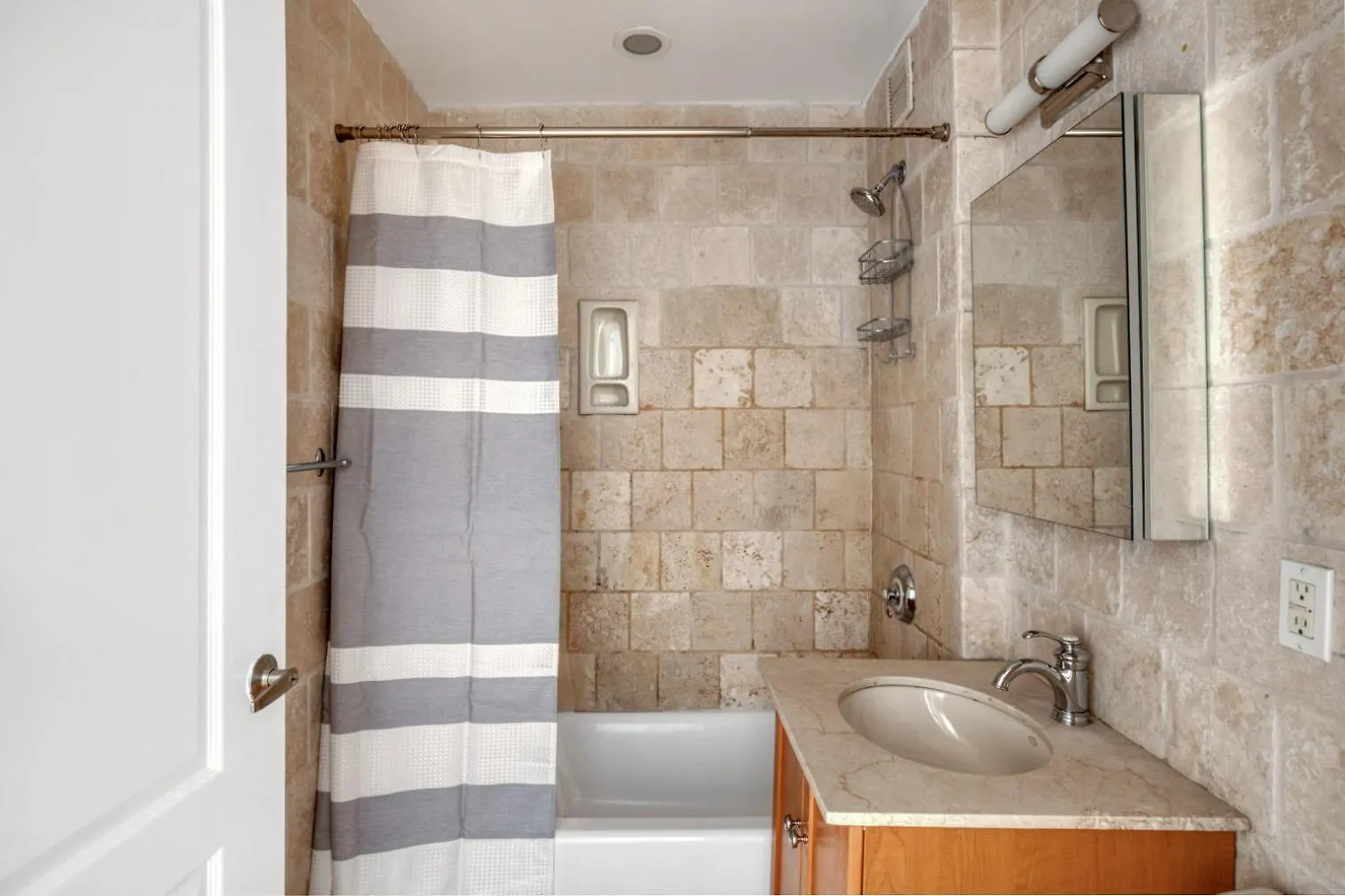 Nolita 1Br W Elevator Roof Deck Nr Soho Nyc-907 Apartment New York